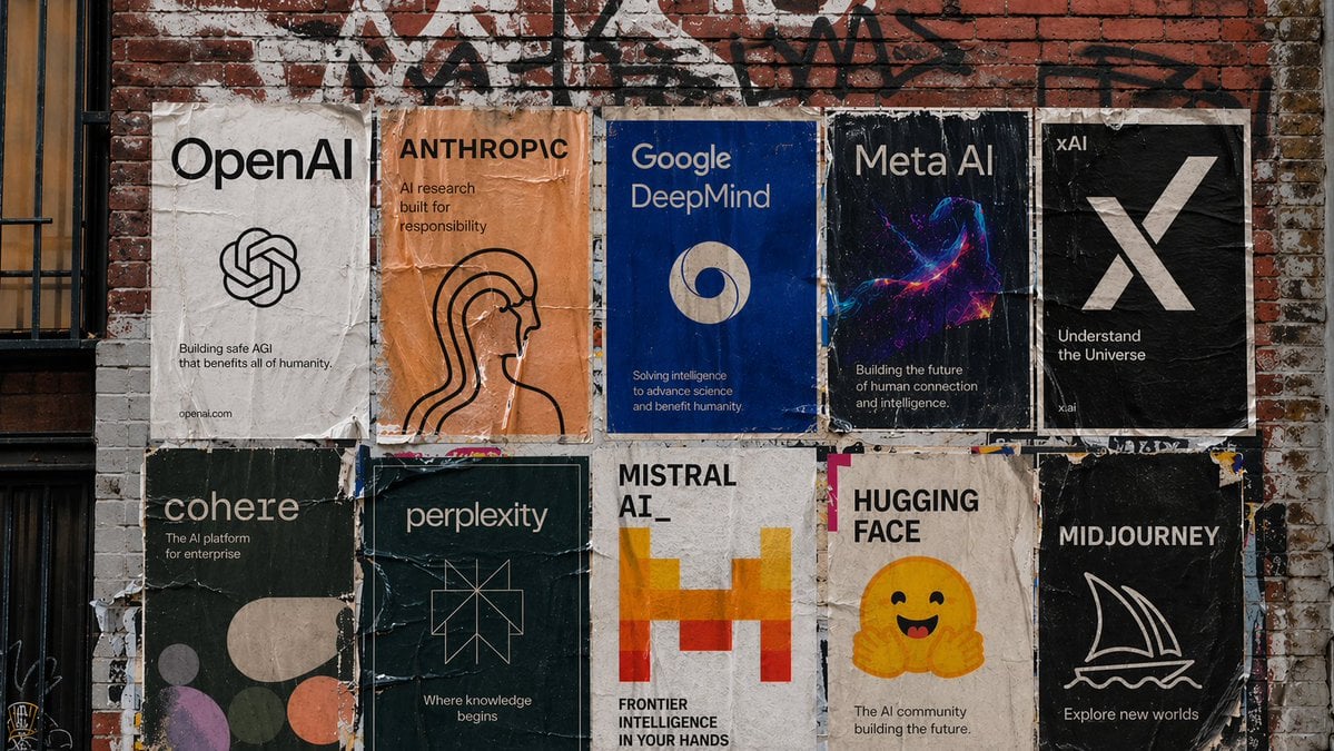 Wheatpaste-Poster von AI-Labs an Ziegelwand in San Francisco